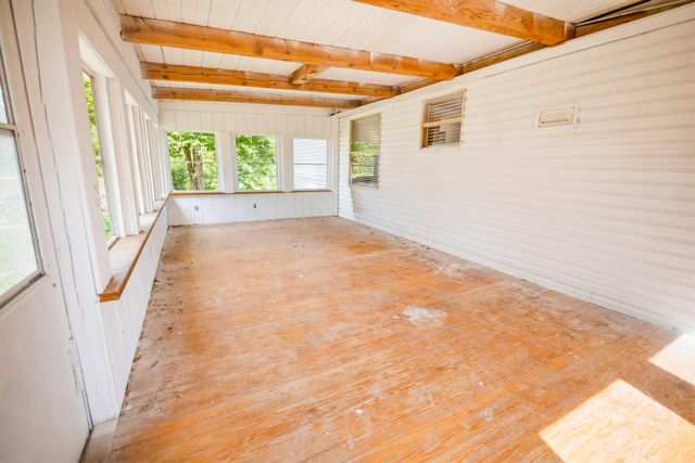 21 Pear Tree Lane, Burnside, KY 42519