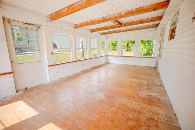 21 Pear Tree Lane, Burnside, KY 42519
