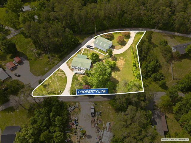 21 Pear Tree Lane, Burnside, KY 42519