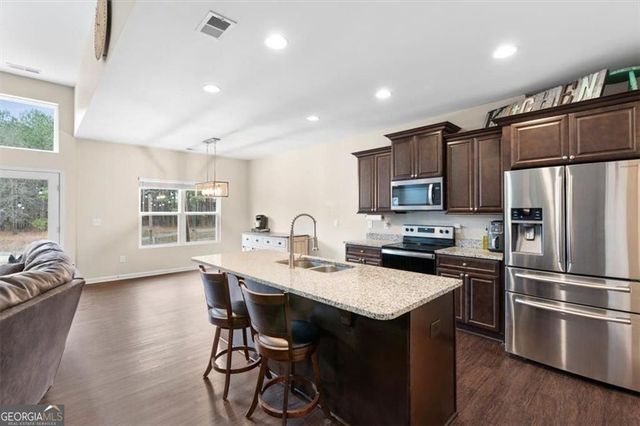 105 Cottage Way, Euharlee, GA 30145