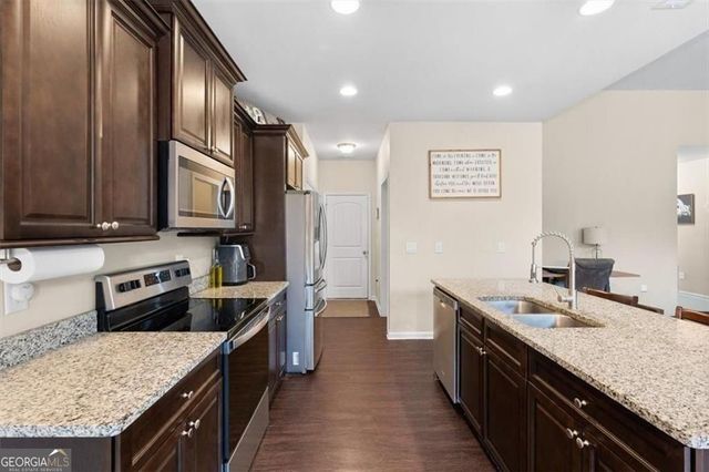 105 Cottage Way, Euharlee, GA 30145