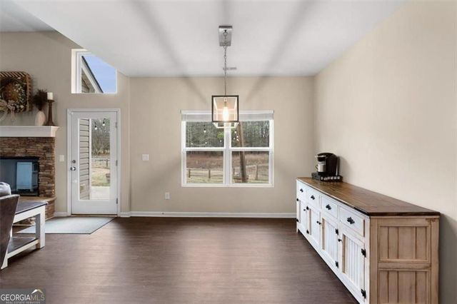 105 Cottage Way, Euharlee, GA 30145