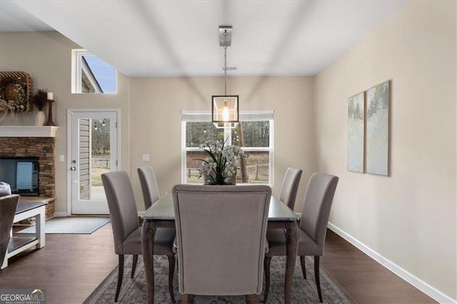 105 Cottage Way, Euharlee, GA 30145