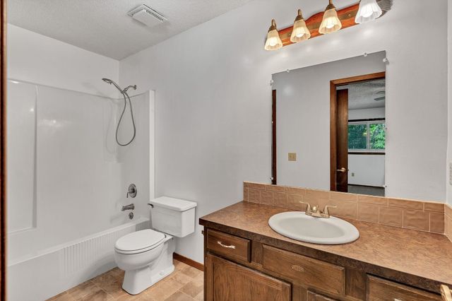 11204 W Jennie St, Wichita, KS 67212