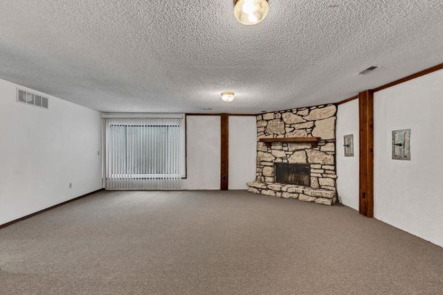 11204 W Jennie St, Wichita, KS 67212