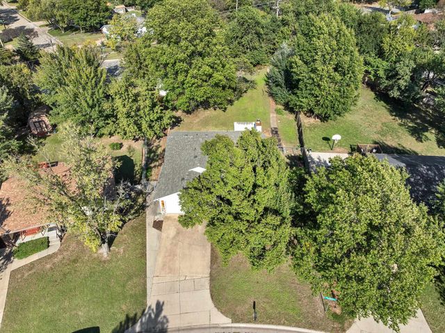 11204 W Jennie St, Wichita, KS 67212