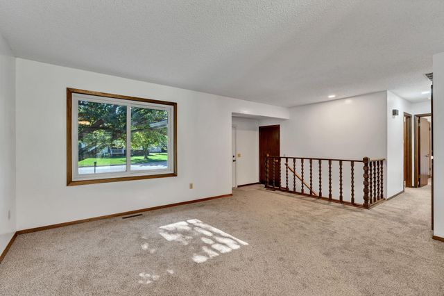 11204 W Jennie St, Wichita, KS 67212