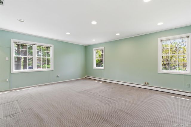 20 Hemingway Drive, Dix Hills, NY 11746