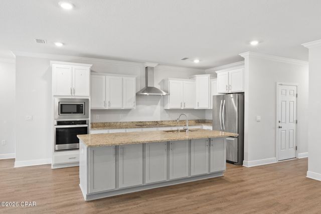 140 Martingale Loop, Lynn Haven, FL 32444