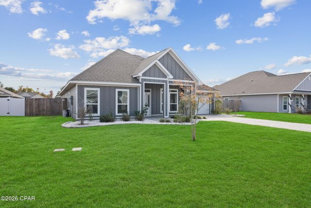 140 Martingale Loop, Lynn Haven, FL 32444