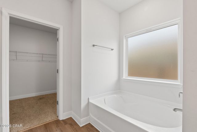 140 Martingale Loop, Lynn Haven, FL 32444