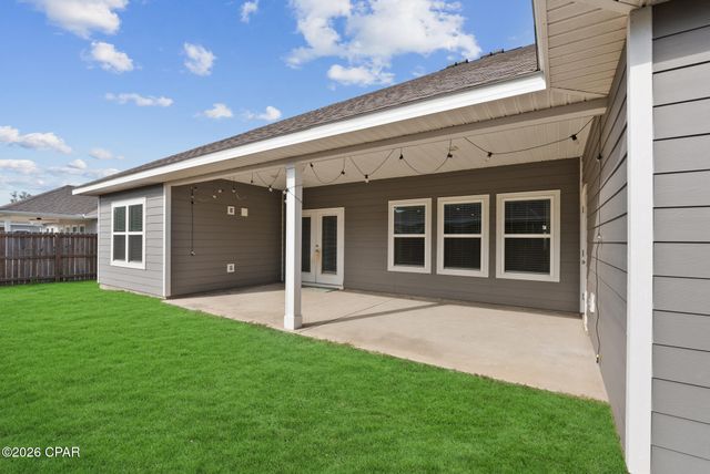 140 Martingale Loop, Lynn Haven, FL 32444