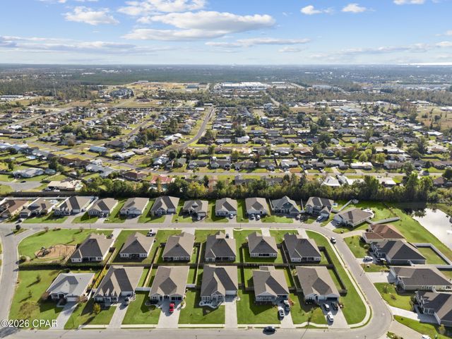 140 Martingale Loop, Lynn Haven, FL 32444