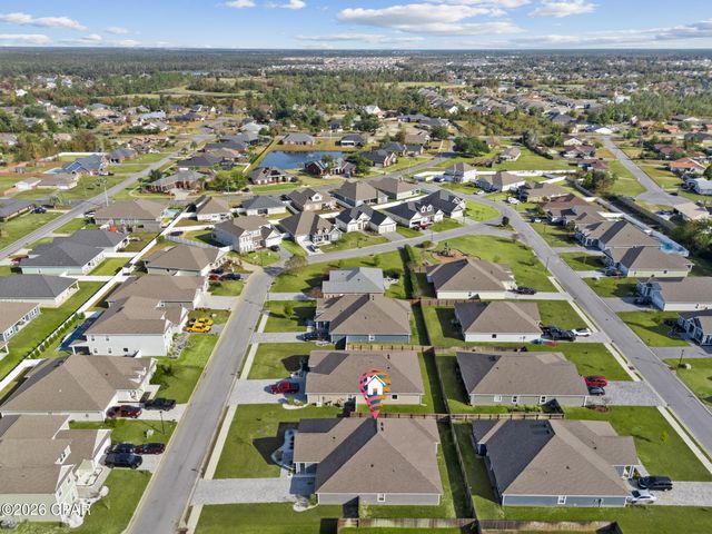 140 Martingale Loop, Lynn Haven, FL 32444