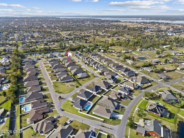 140 Martingale Loop, Lynn Haven, FL 32444