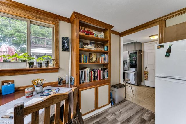 4000 Buchanan DR, Hampton, VA 23669