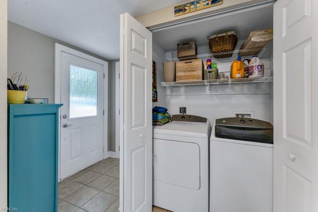 4000 Buchanan DR, Hampton, VA 23669