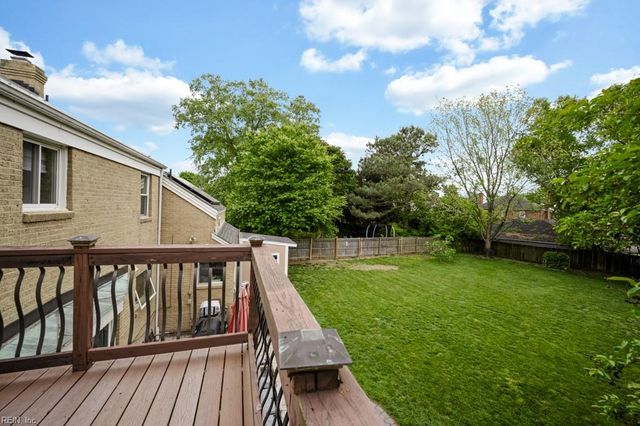 4000 Buchanan DR, Hampton, VA 23669