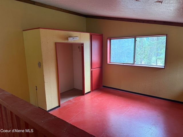 3716 Sanders Rd, St. Maries, ID 83861