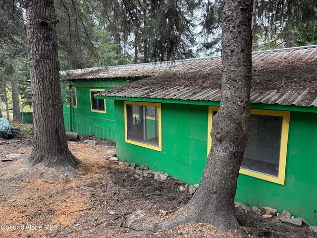 3716 Sanders Rd, St. Maries, ID 83861