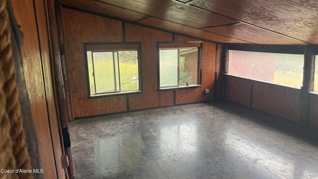 3716 Sanders Rd, St. Maries, ID 83861