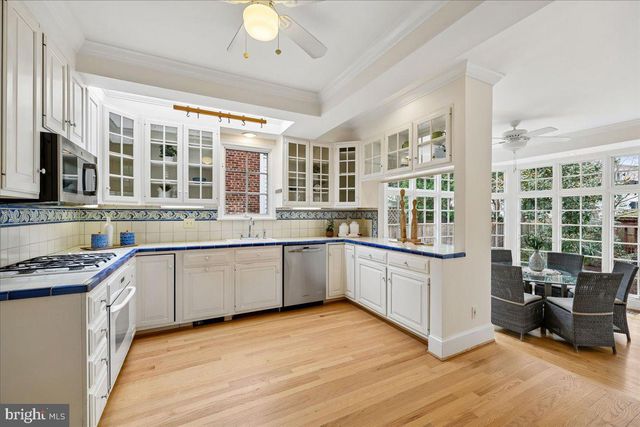 4913 CHEVY CHASE BLVD, Chevy Chase, MD 20815