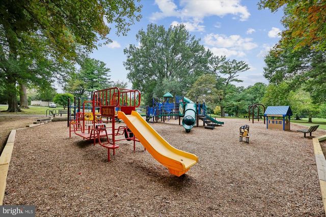 4913 CHEVY CHASE BLVD, Chevy Chase, MD 20815