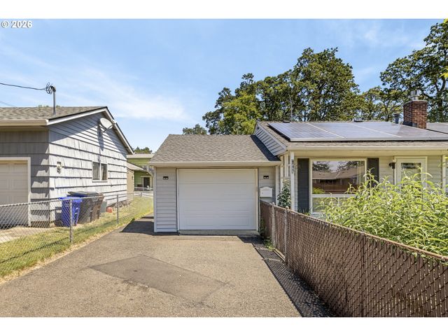 845 CORNELL Ave, Gladstone, OR 97027