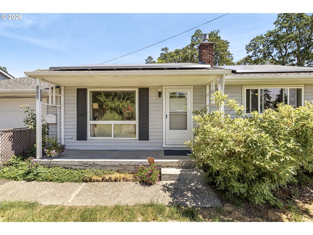 845 CORNELL Ave, Gladstone, OR 97027
