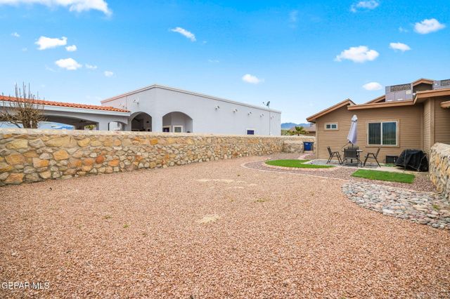 5916 CIELO DE ORO Place B, El Paso, TX 79924