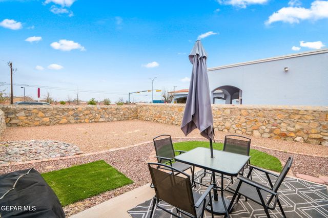 5916 CIELO DE ORO Place B, El Paso, TX 79924