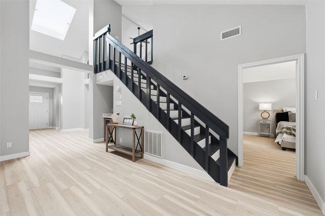 2026 Ashford Hollow Lane, Houston, TX 77077