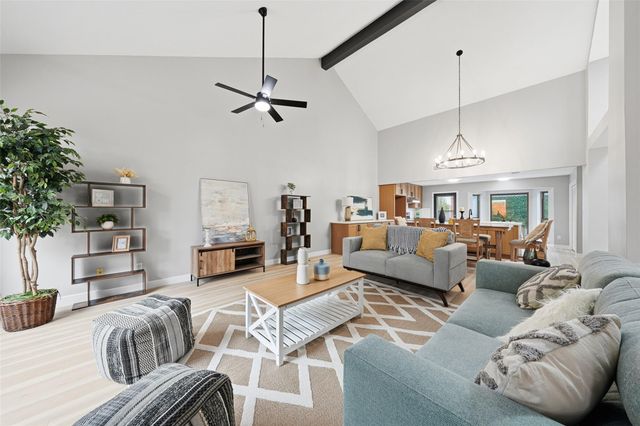 2026 Ashford Hollow Lane, Houston, TX 77077