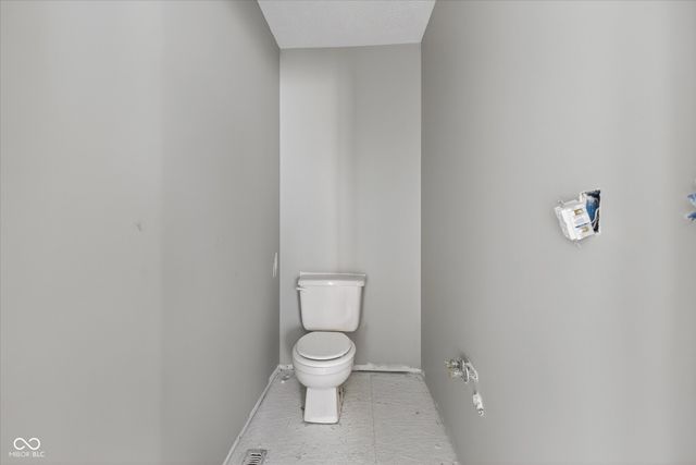 730 Colonial Way, Greenwood, IN 46142