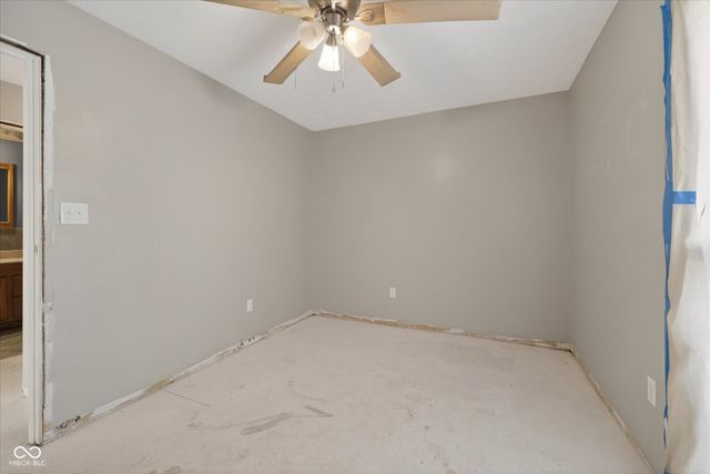 730 Colonial Way, Greenwood, IN 46142