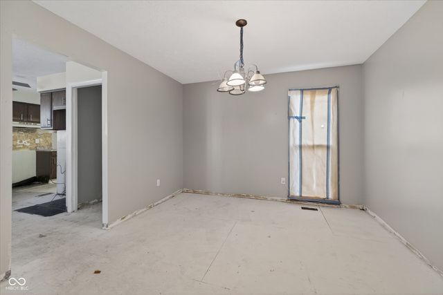 730 Colonial Way, Greenwood, IN 46142