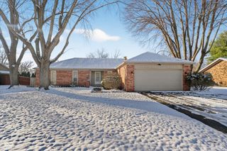 730 Colonial Way, Greenwood, IN 46142