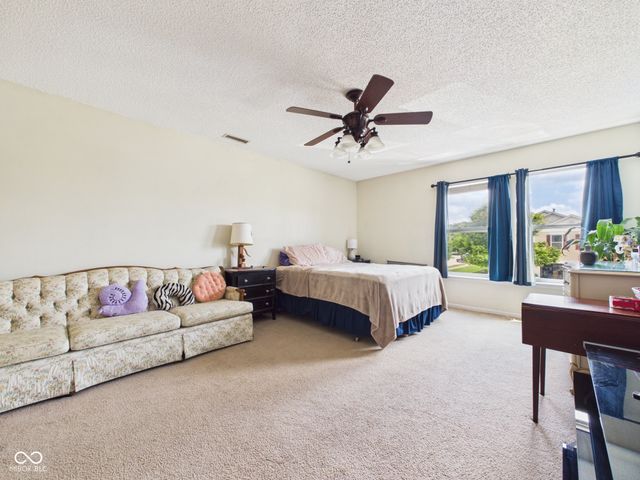 9542 W Constellation Drive, Pendleton, IN 46064