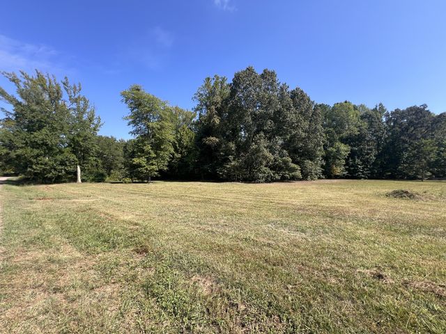0 Longview Dr, Camden, TN 38320