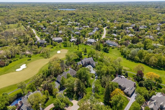 13 Kensington Drive, North Barrington, IL 60010