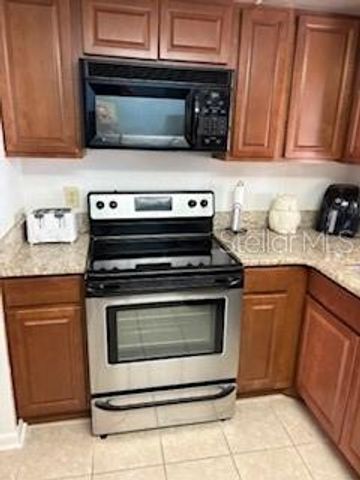 708 OAKGROVE DRIVE 233, Brandon, FL 33510