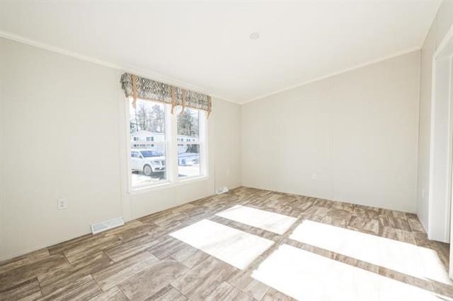 27 Firelite Road, Conway, NH 03818