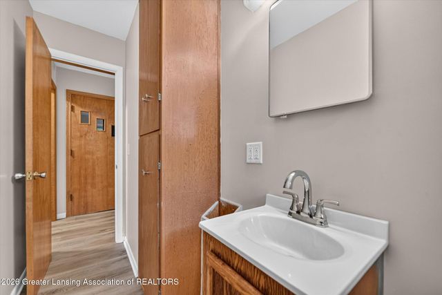12916 Rambler Road, Dewitt, MI 48820
