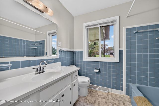 12916 Rambler Road, Dewitt, MI 48820