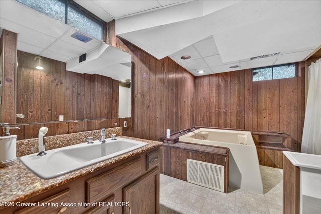 12916 Rambler Road, Dewitt, MI 48820