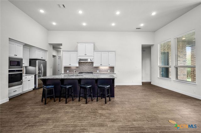 1144 Carriage Loop, New Braunfels, TX 78132