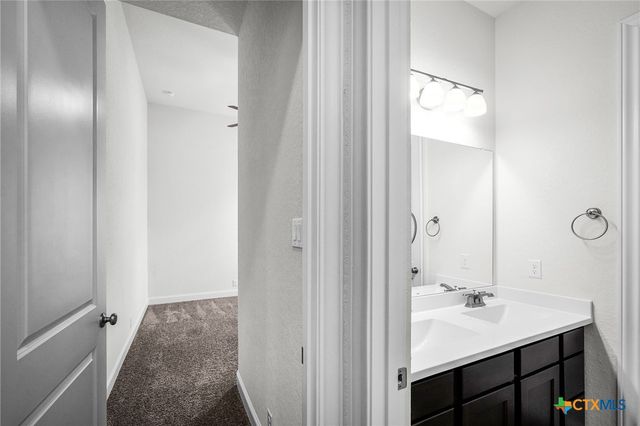 1144 Carriage Loop, New Braunfels, TX 78132