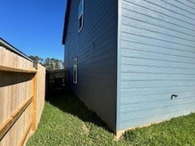 18712 Loom Drive, Conroe, TX 77306