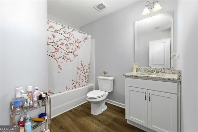 6555 River Station Drive, Lula, GA 30554