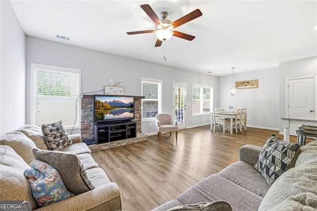 6555 River Station Drive, Lula, GA 30554